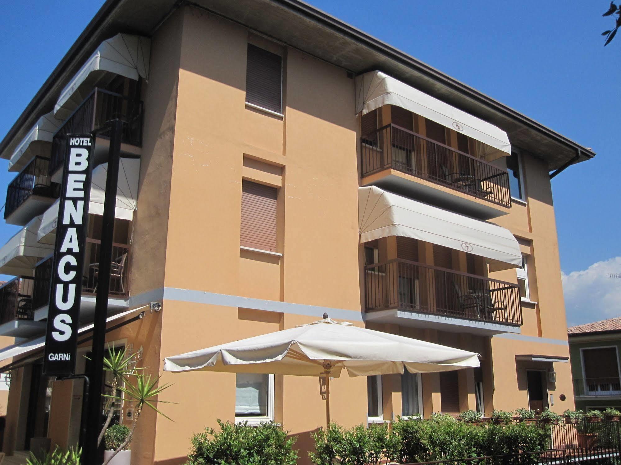 Hotel Benacus バルドリーノ エクステリア 写真
